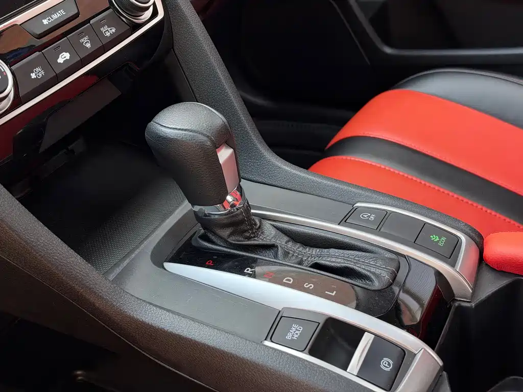 Honda Civic — миниатюра 14