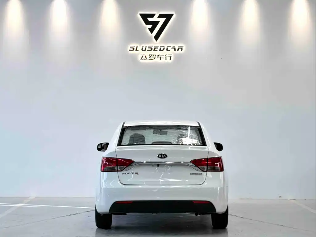 Kia Forte — миниатюра 9