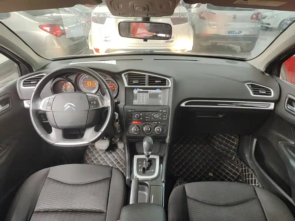 Citroen C4L — миниатюра 10