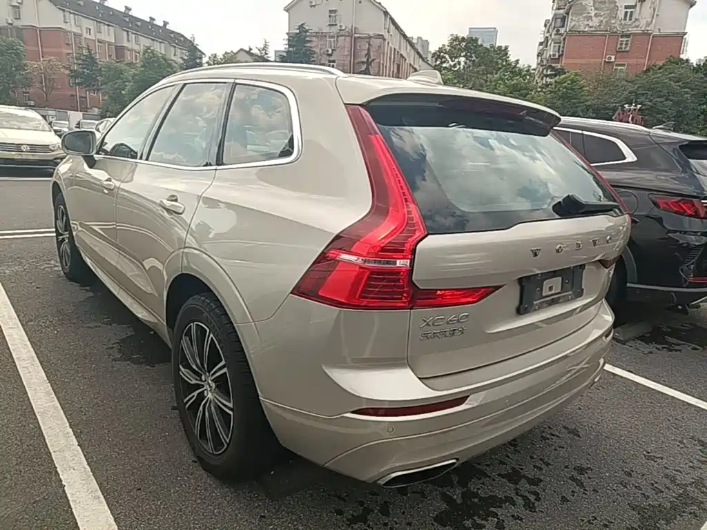 Volvo XC60 — миниатюра 5