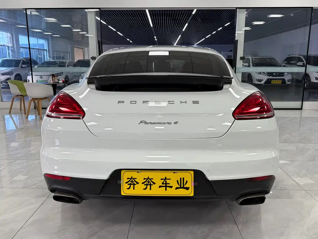 Porsche Panamera — миниатюра 13
