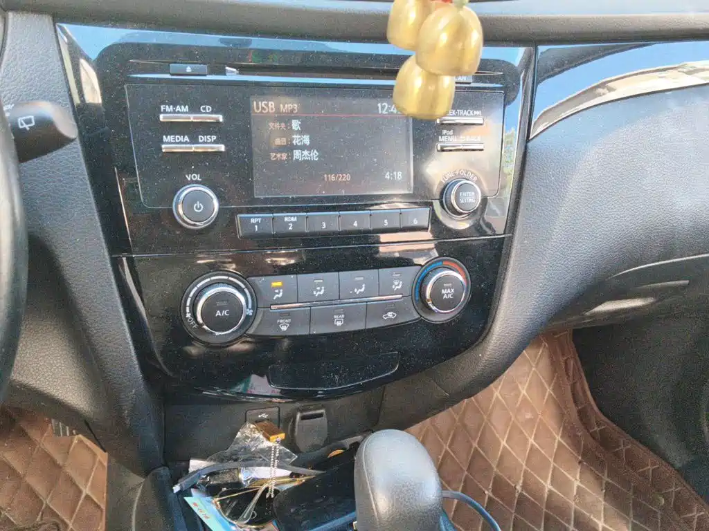 Nissan Qashqai — миниатюра 9