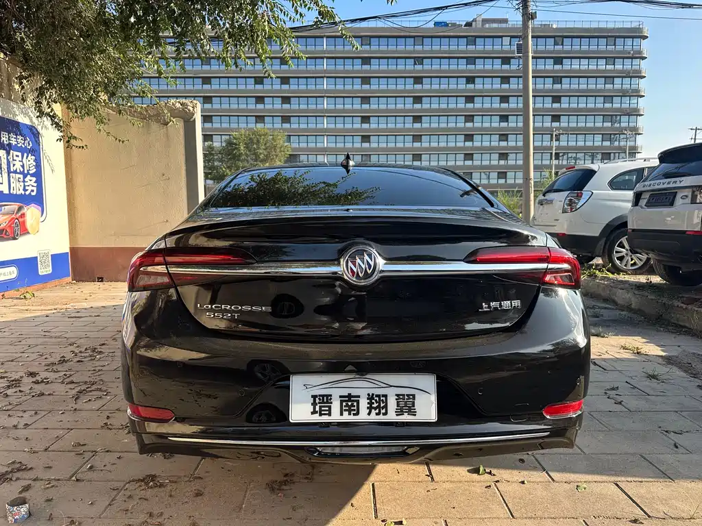 BUICK LACROSSE