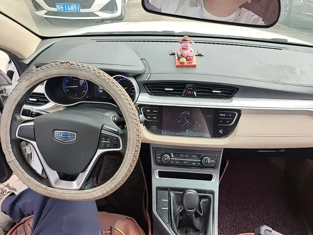 Geely Emgrand — миниатюра 10