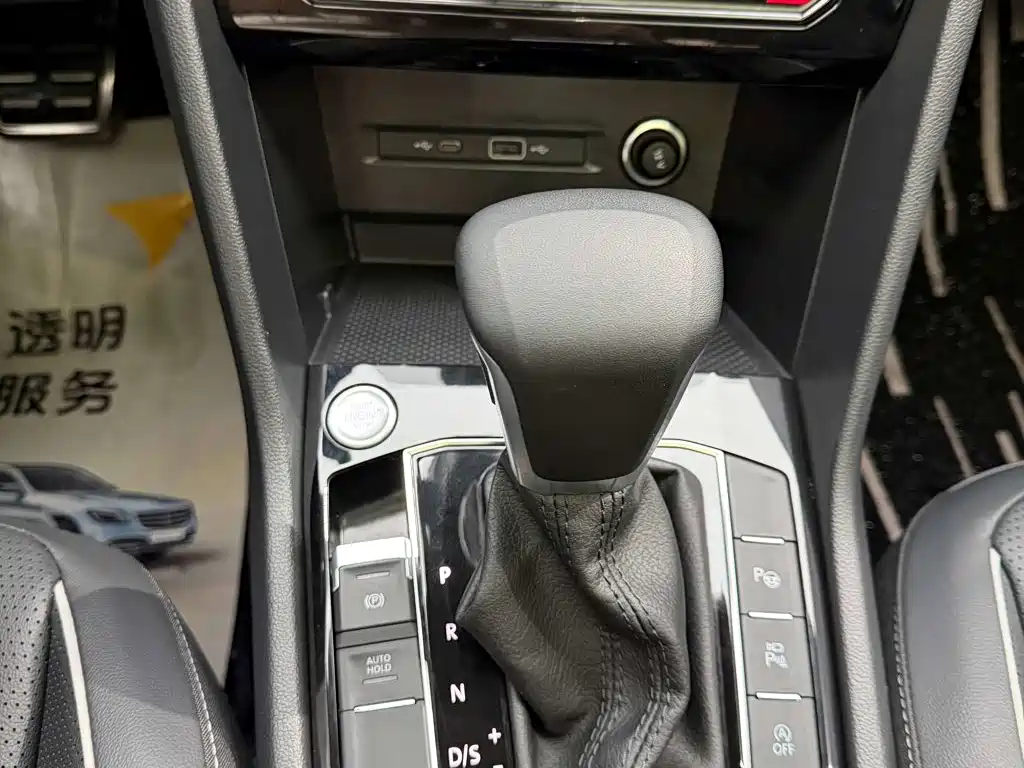 Volkswagen Tiguan L — миниатюра 20