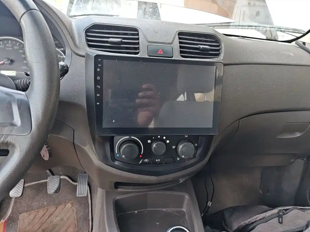 Wuling Hongguang — миниатюра 13