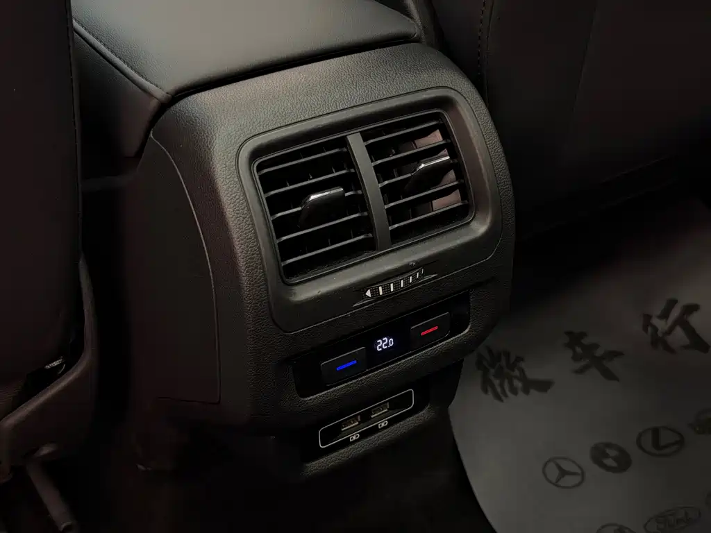 Volkswagen Touran — миниатюра 18