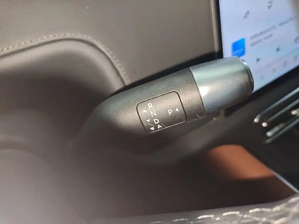 Li Auto Li L9 — миниатюра 14