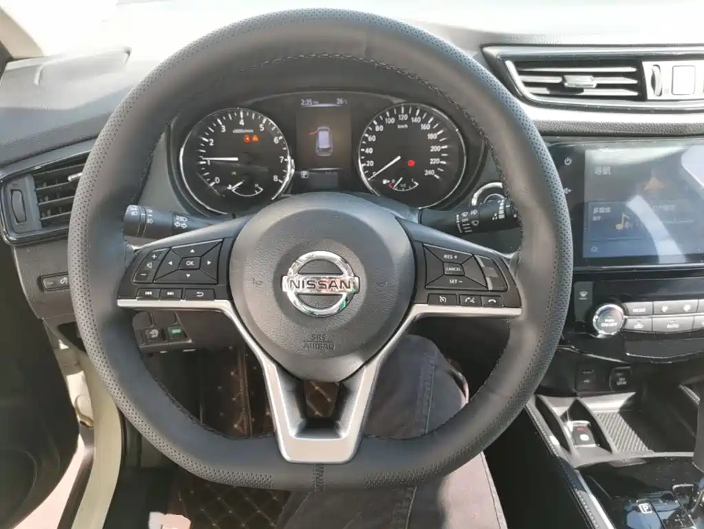 Nissan X-Trail — миниатюра 11