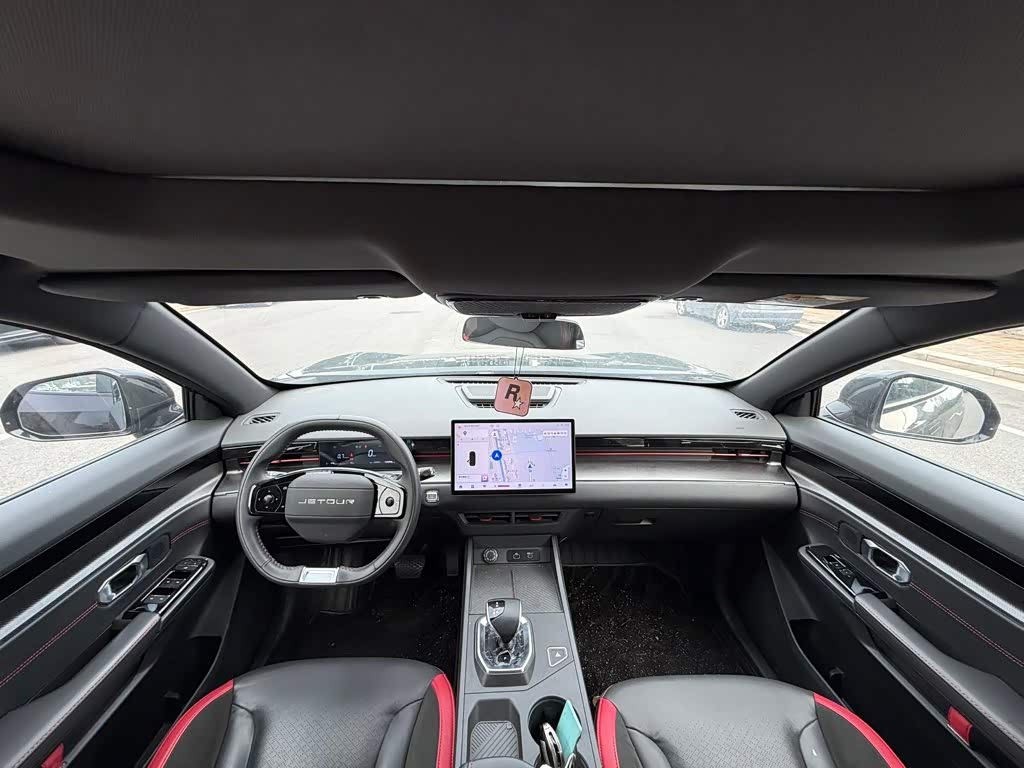 Jetour Jetour Dasheng 1.5 л 2023 г. Чёрный, пробег 20000 км