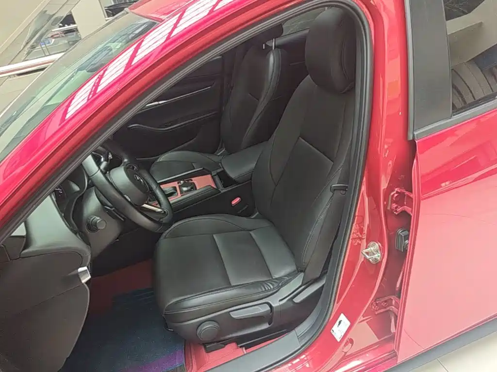 Mazda 3 Axela — миниатюра 15