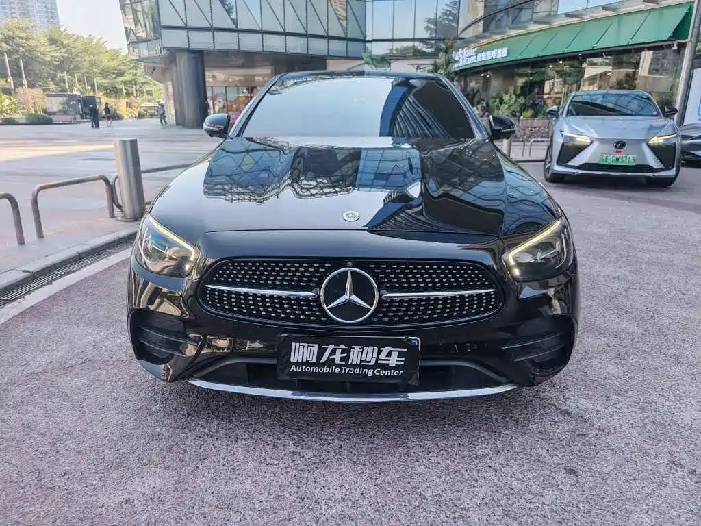 Mercedes-Benz E-Class — миниатюра 2