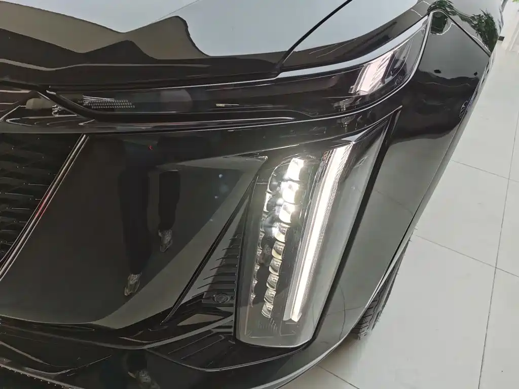 Cadillac XT5 — миниатюра 24