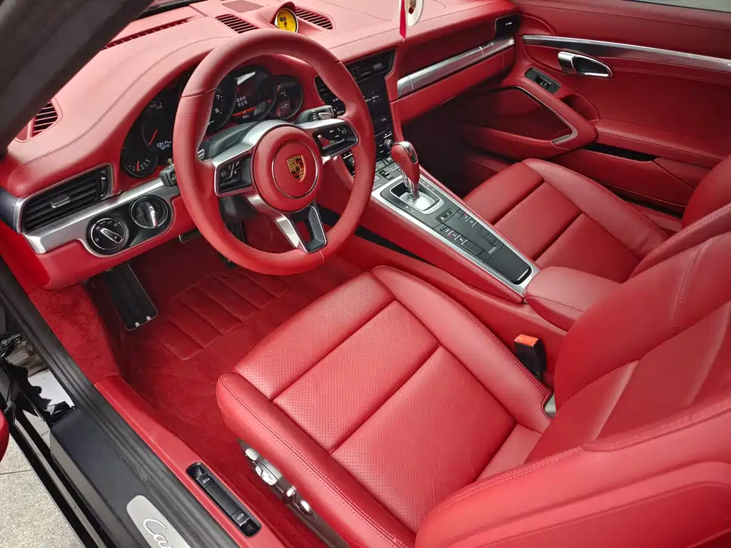 Porsche 911 2016 Carrera 3.0T