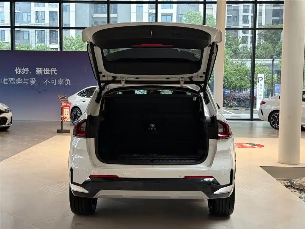 BMW X1 — миниатюра 7