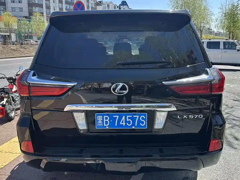 Lexus LX 2016 570 Luxury