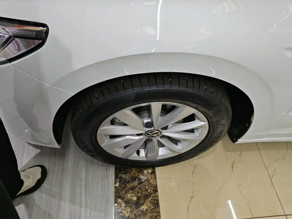 Volkswagen Bora — миниатюра 23