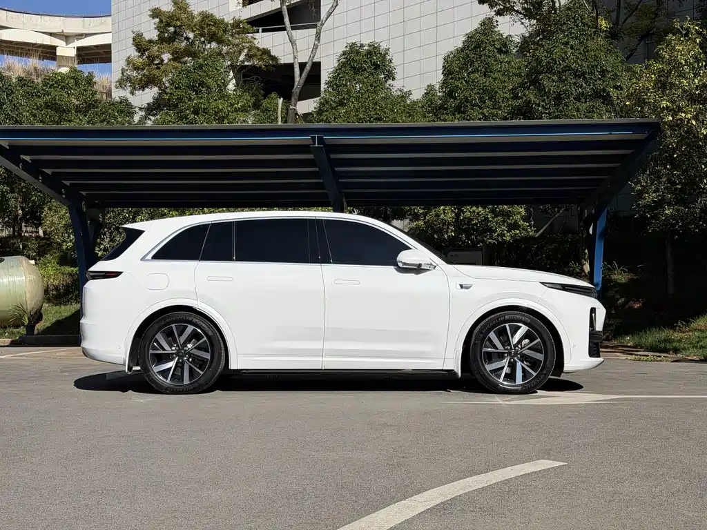Li Auto Li L7 — миниатюра 4