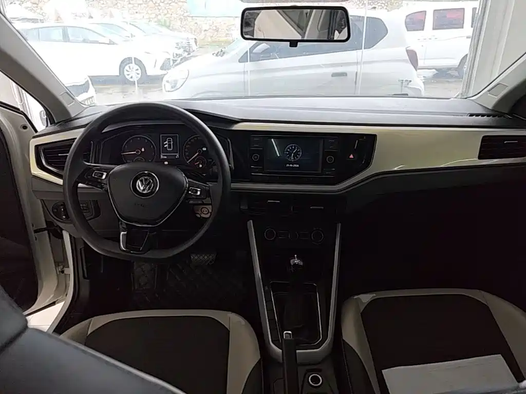Volkswagen Polo — миниатюра 10