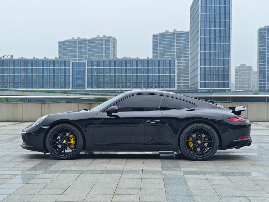 Porsche 911 2016 Carrera 3.0T