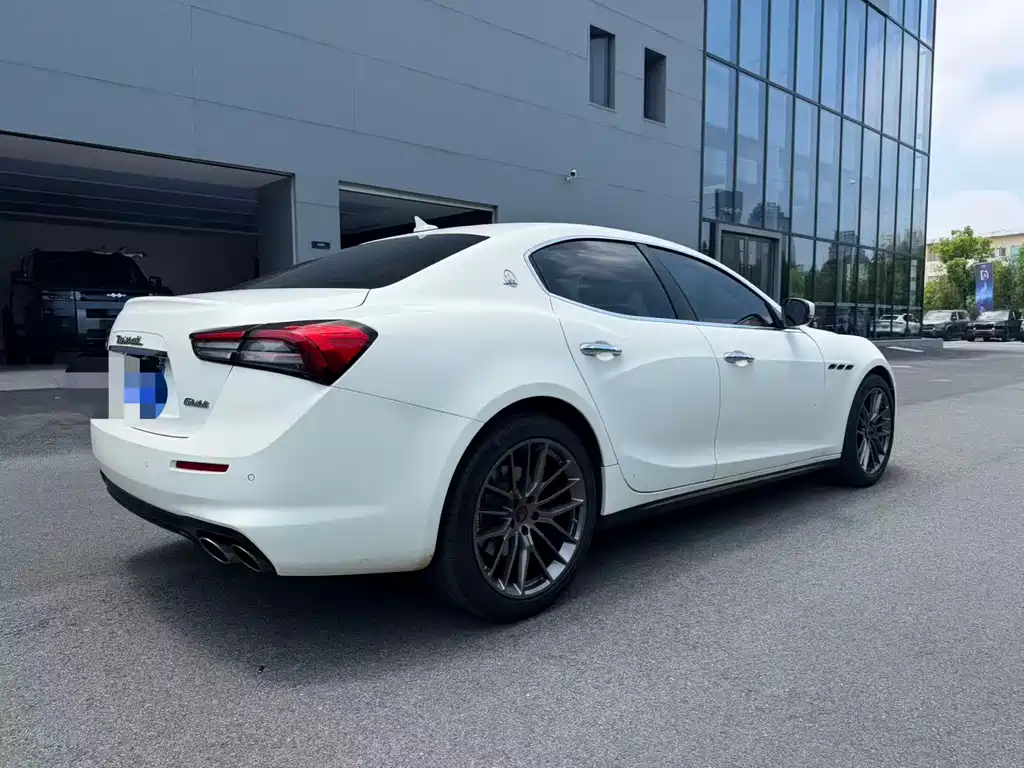 Maserati Ghibli 2021 2.0T