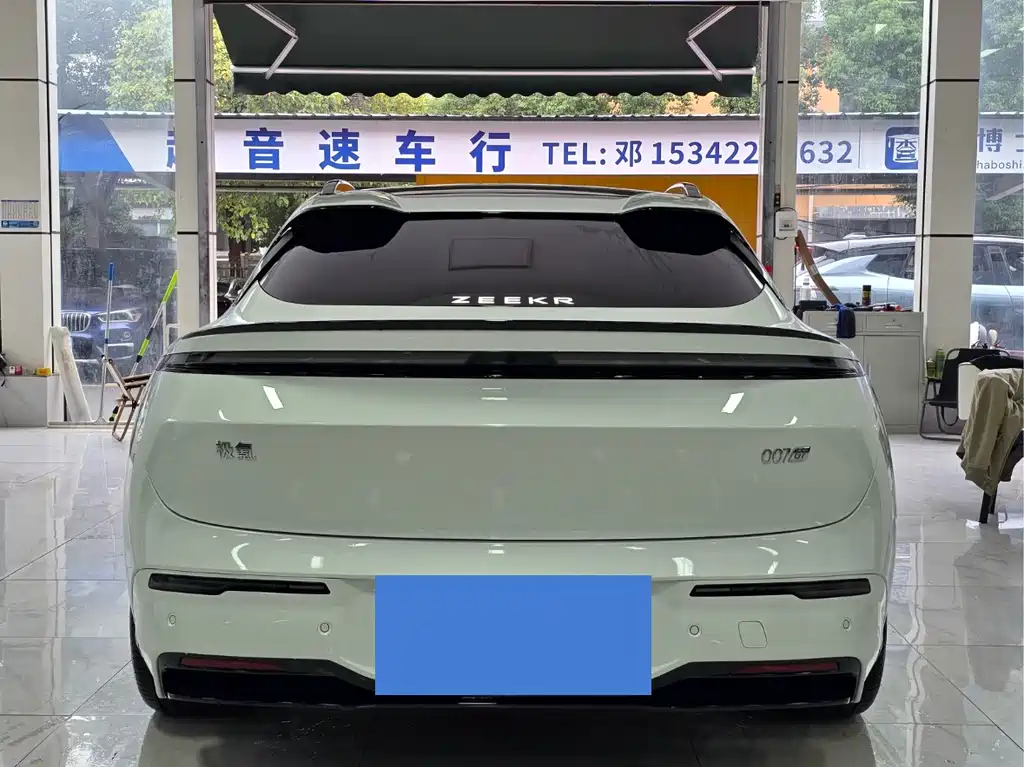 ZEEKR EXTREME KRYPTON 007