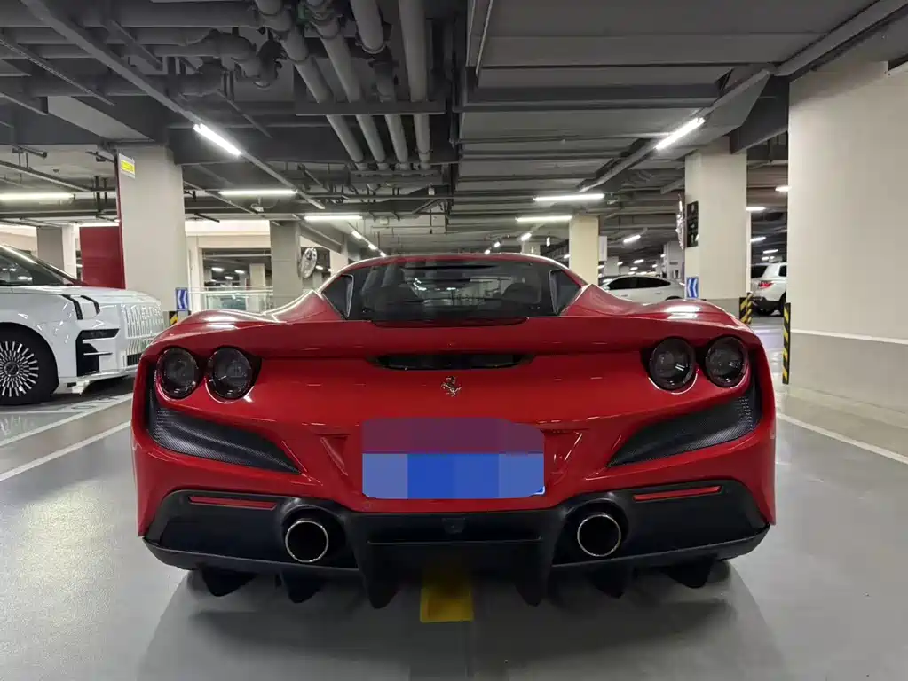 Ferrari F8 — миниатюра 4