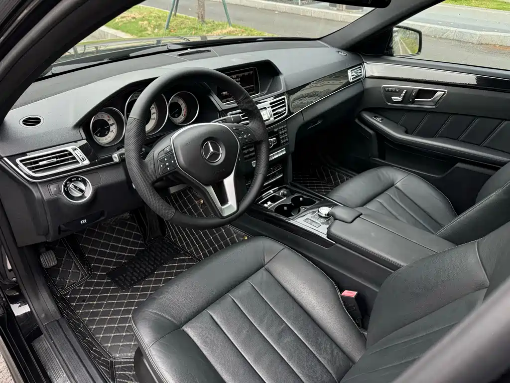 Mercedes-Benz E-Class — миниатюра 4