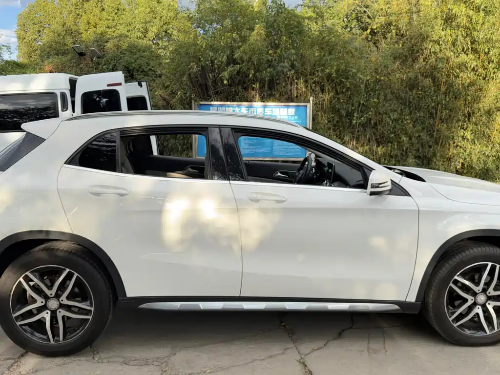 Mercedes-Benz GLA — миниатюра 14