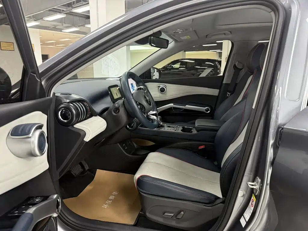 BYD Yuan Plus — миниатюра 10