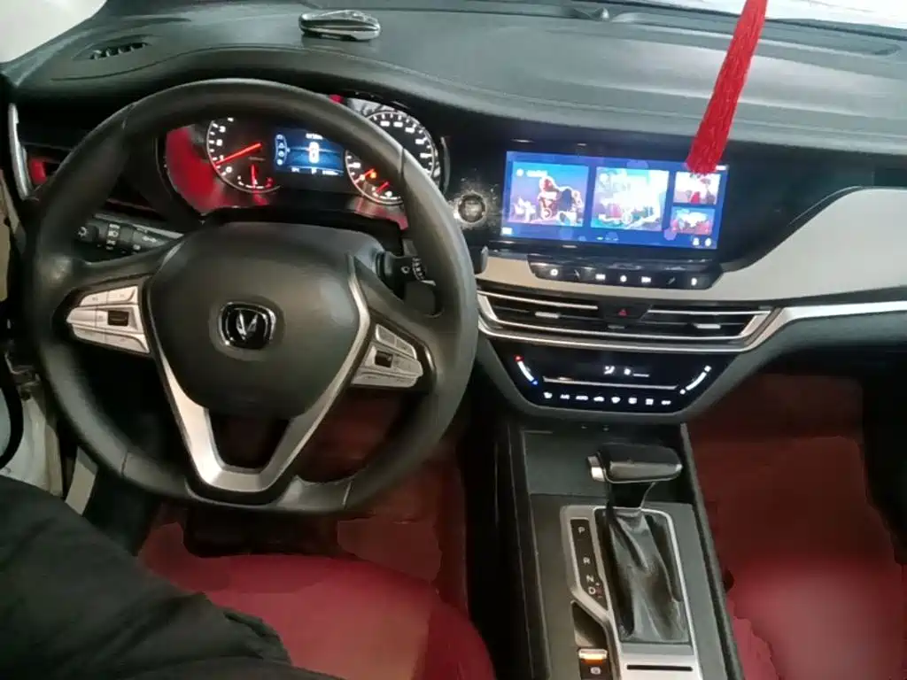 Changan CS35PLUS — миниатюра 10