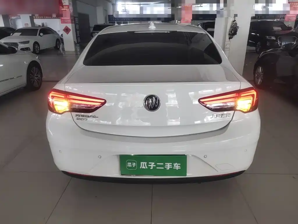 Buick Regal — миниатюра 6