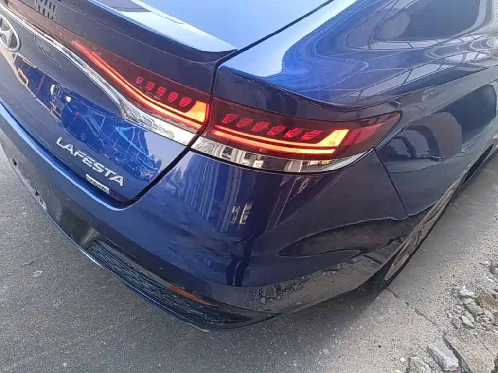 Hyundai Fista — миниатюра 8