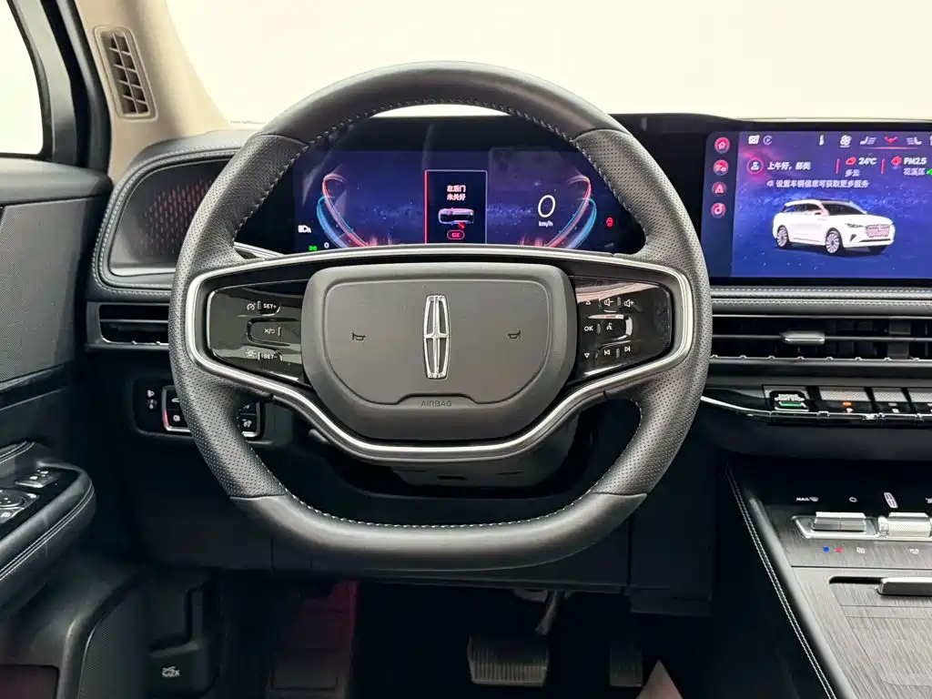 Lincoln Corsair — миниатюра 14