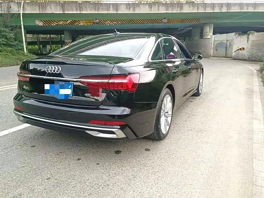 Audi A6L — миниатюра 14