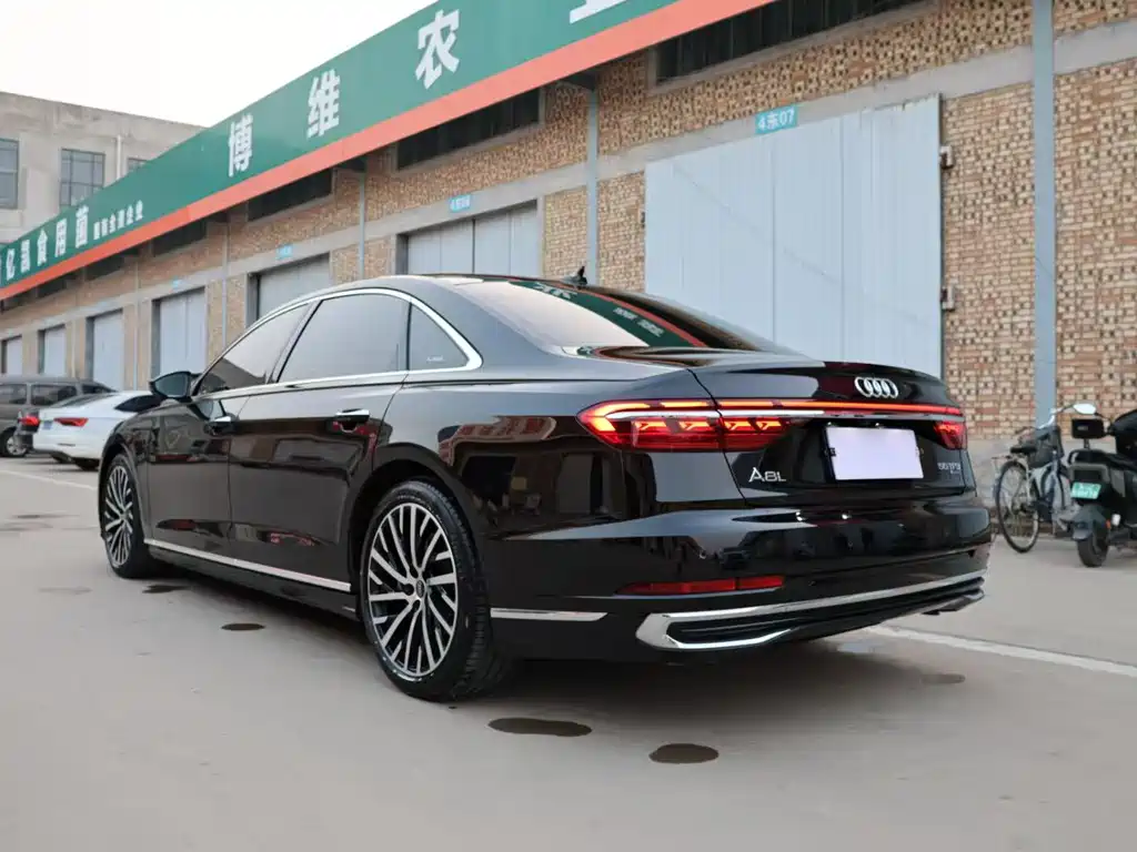 Audi A8 — миниатюра 17