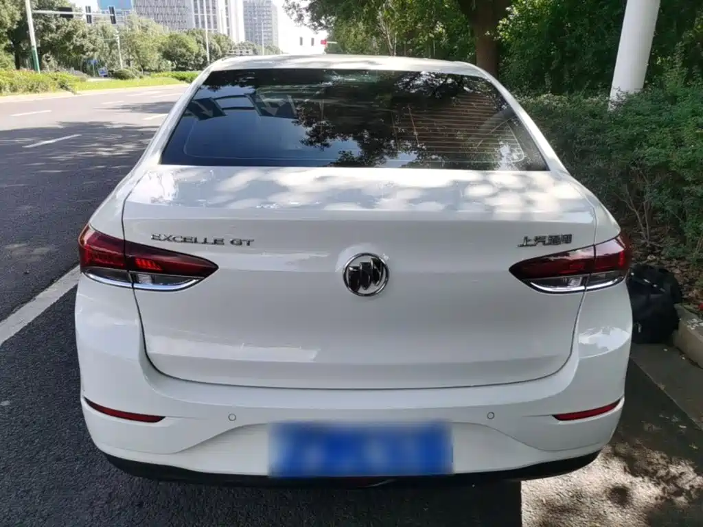 Buick Excelle — миниатюра 6
