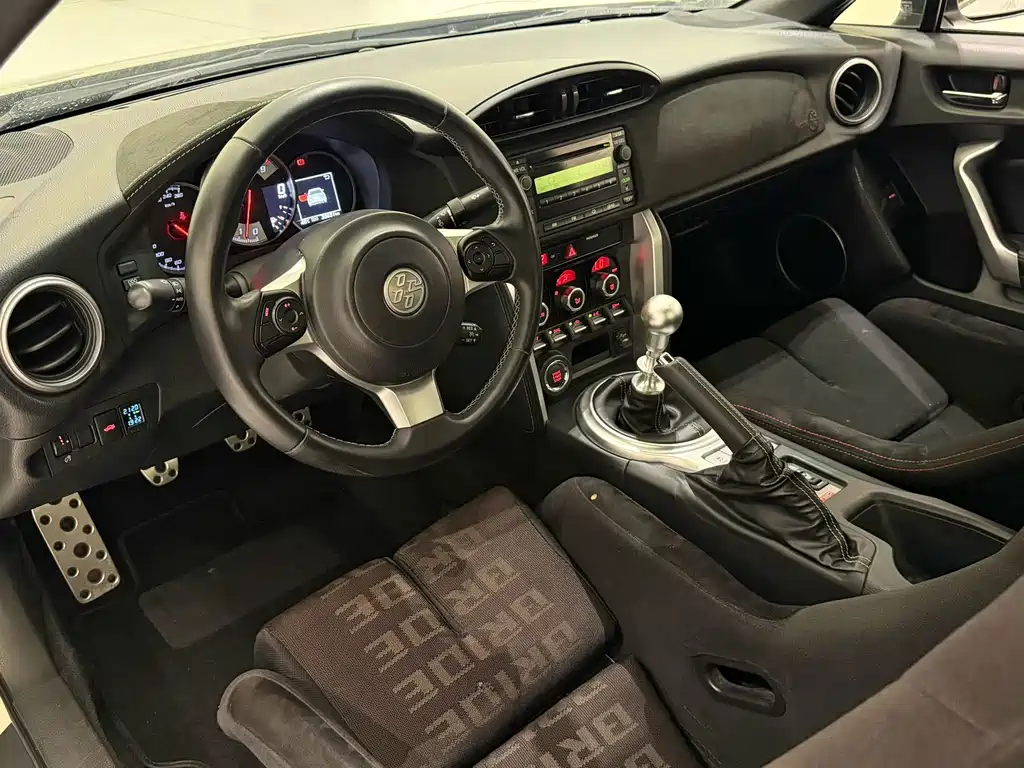 Toyota 86 — миниатюра 4