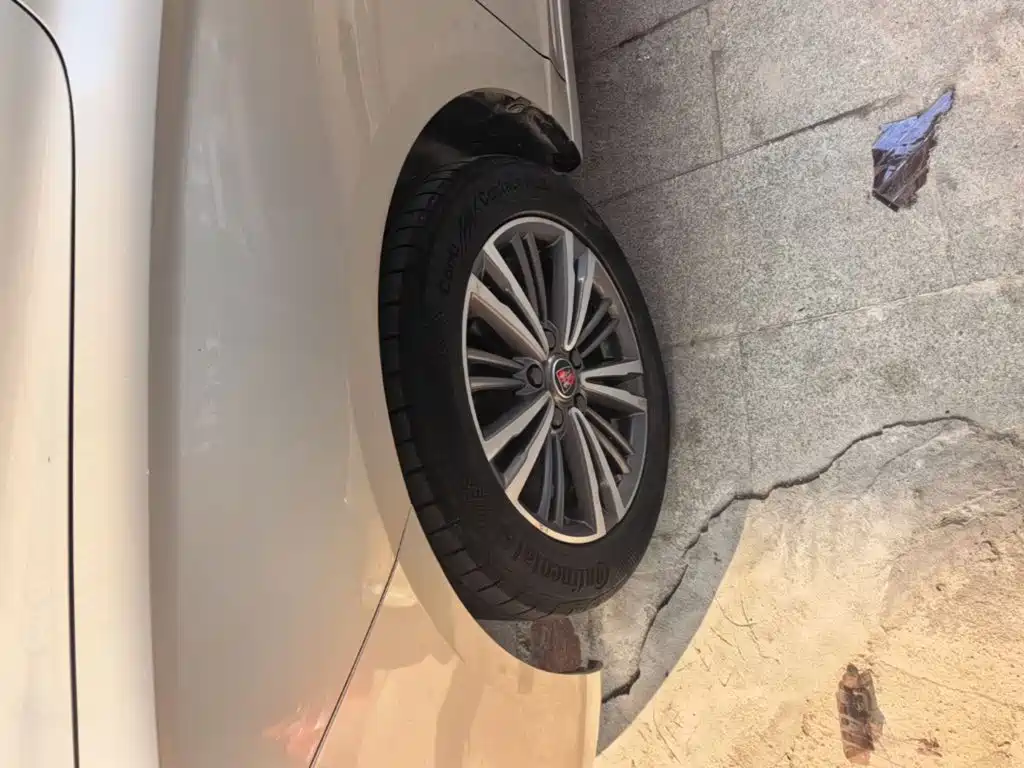 Roewe i5 — миниатюра 23