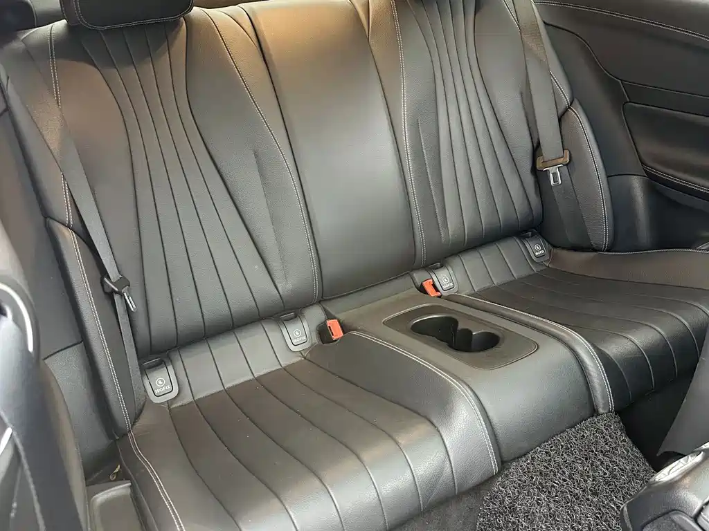 Mercedes-Benz E-Class (Import) — миниатюра 9