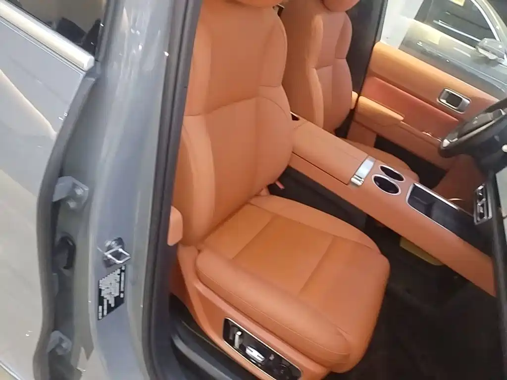 Li Auto Li L8 — миниатюра 25