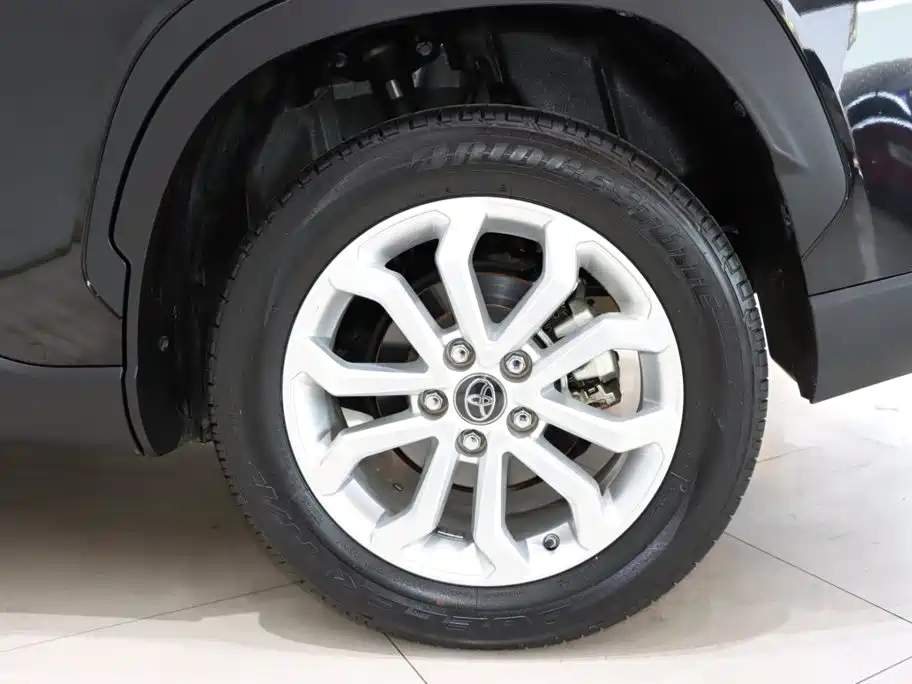 Toyota Frontlander — миниатюра 16