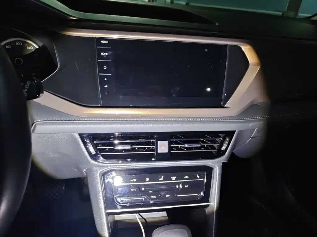 Volkswagen Tharu — миниатюра 14