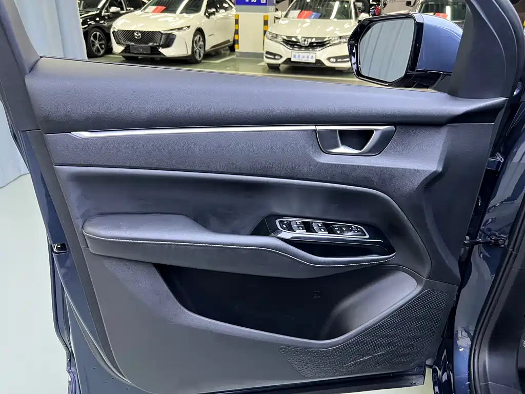 Wuling Victory — миниатюра 10