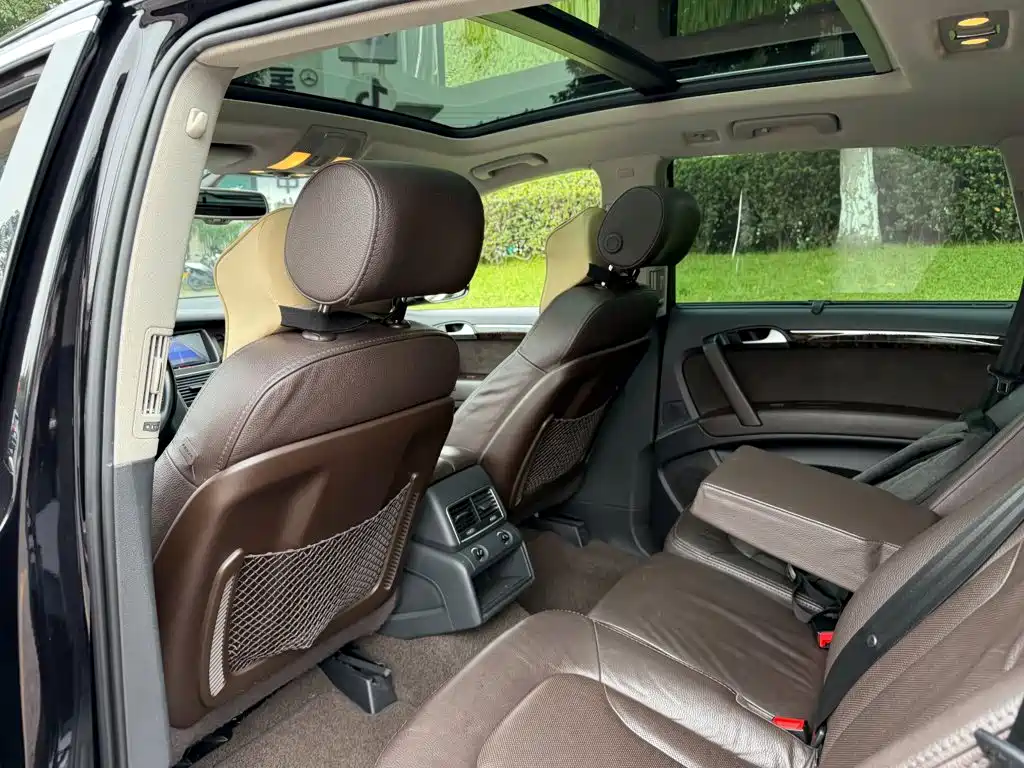 Audi Q7 — миниатюра 11