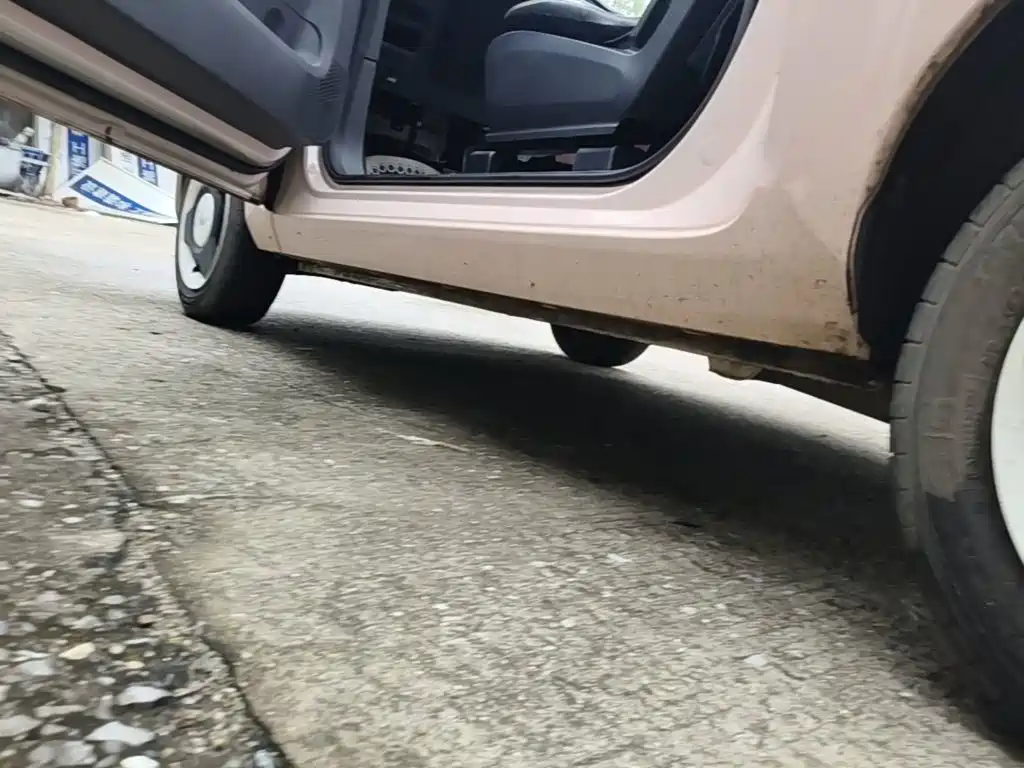 Wuling MINIEV — миниатюра 22