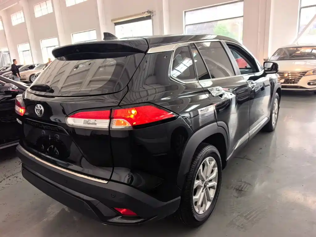 Toyota Frontlander — миниатюра 7