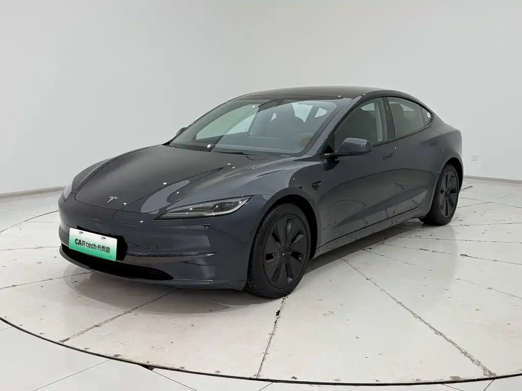 Tesla Model 3 — миниатюра 18