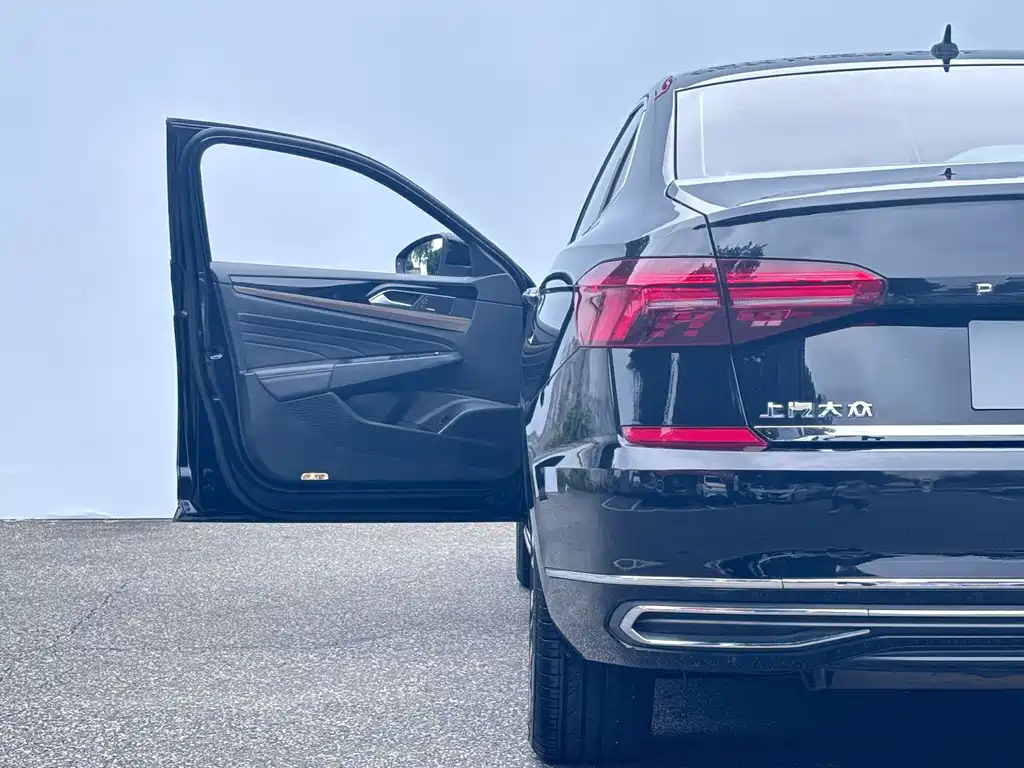 Volkswagen Passat — миниатюра 9