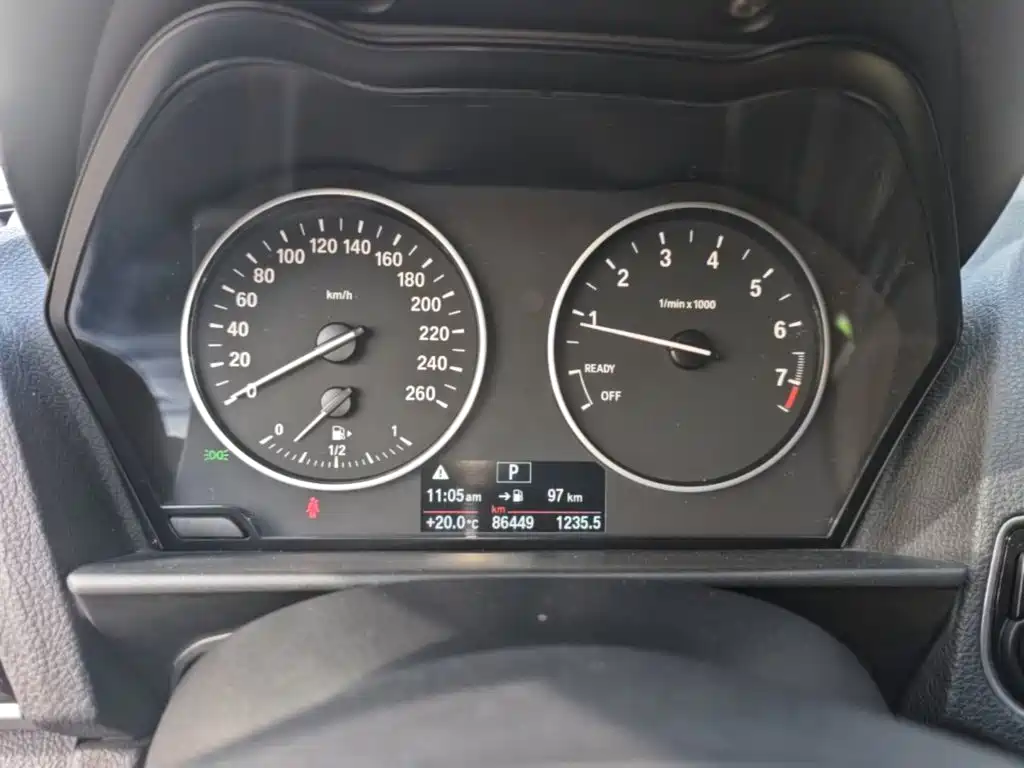 BMW 1 Series (Import) — миниатюра 12